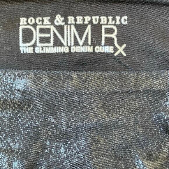 Rock & Republic Fever Denim RX Black Python Venomous Jeggings -2L - Picture 5 of 12